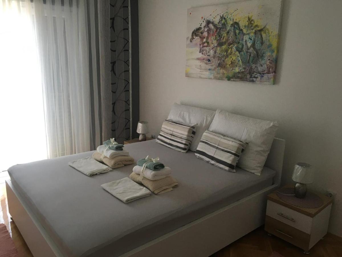 Apartments Sara 슬라티네 외부 사진
