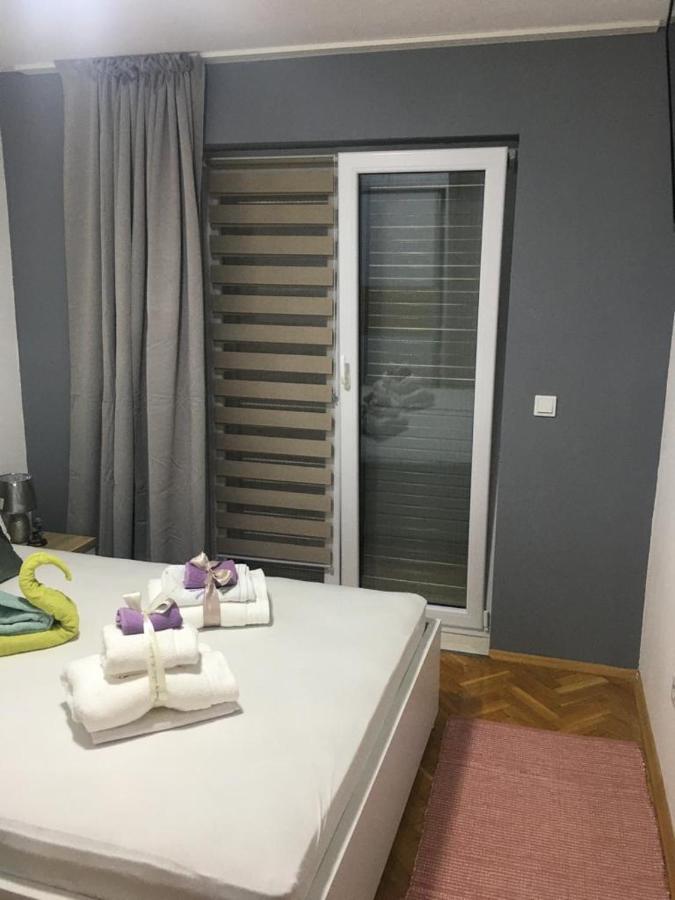 Apartments Sara 슬라티네 외부 사진